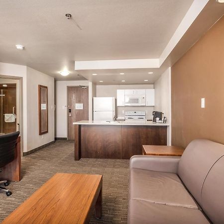Homesuites By D3H Regina Exterior foto
