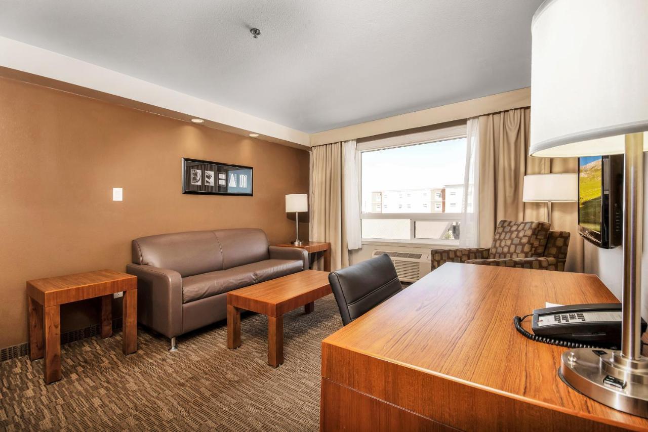 Homesuites By D3H Regina Exterior foto