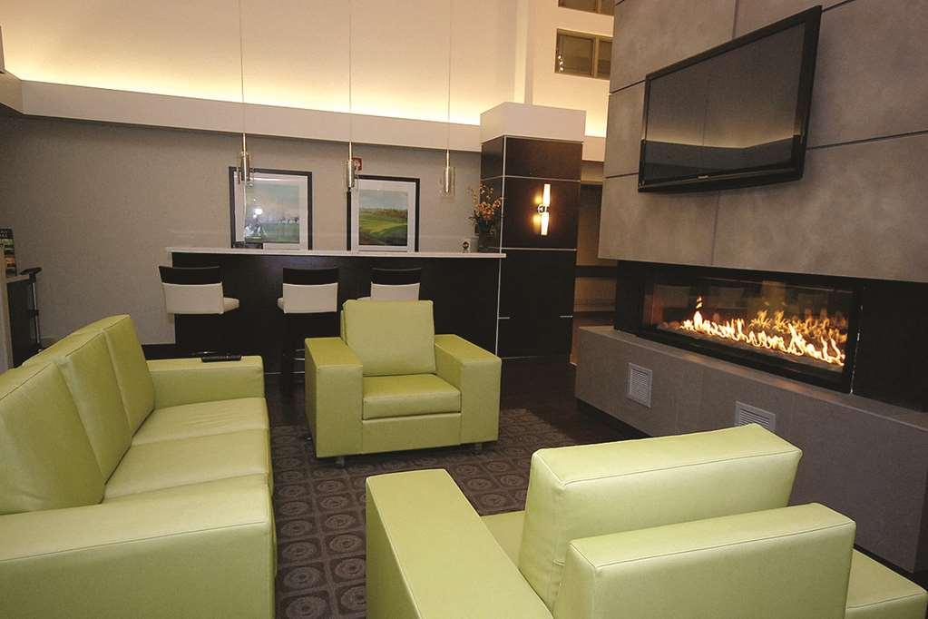 Homesuites By D3H Regina Interior foto