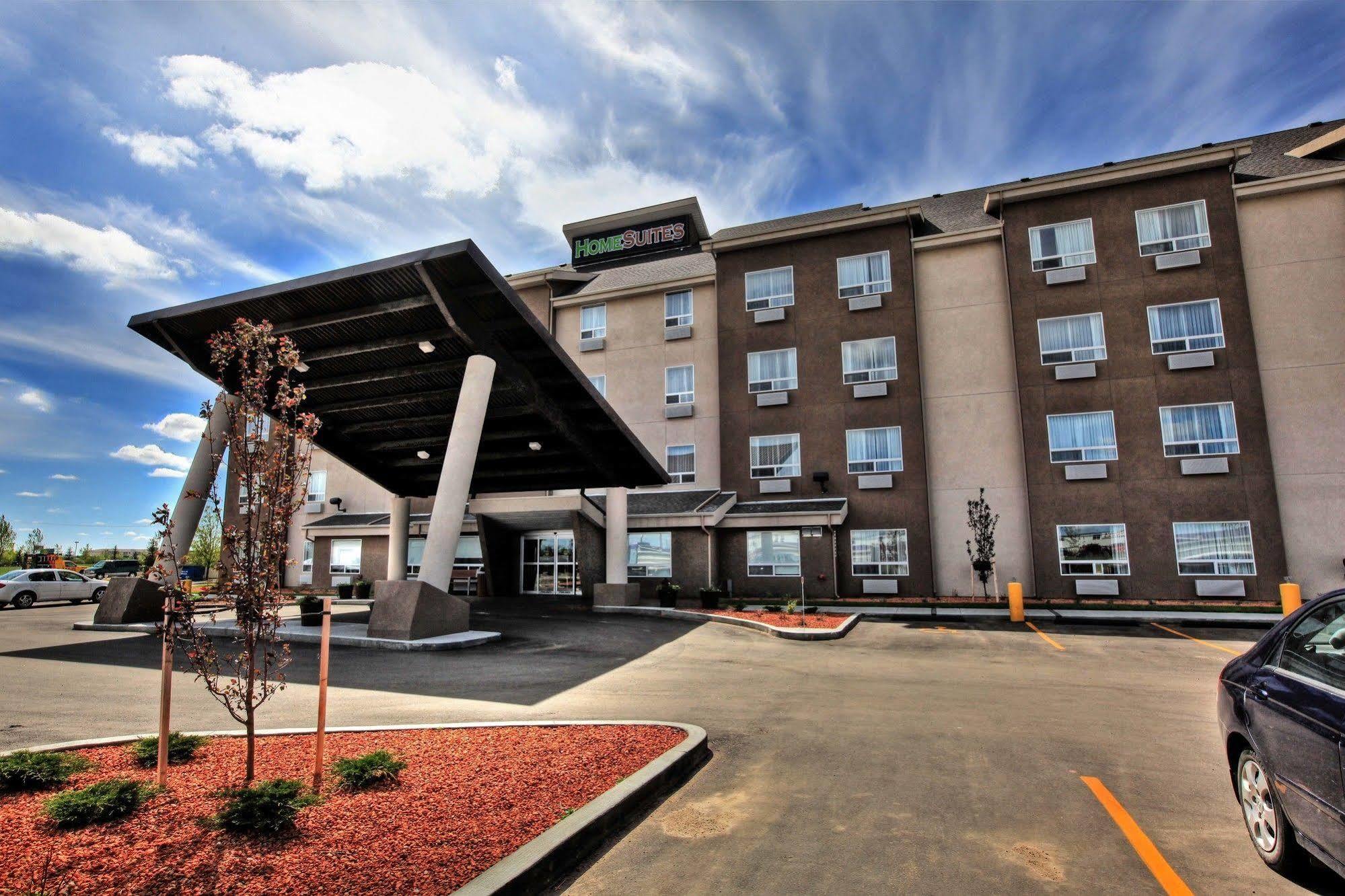 Homesuites By D3H Regina Exterior foto